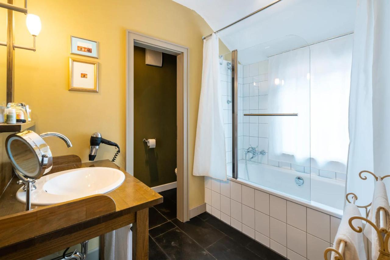 Friedrich Von Schiller Hotel บีทิกไฮม์-บิสซิงเงน ห้อง รูปภาพ