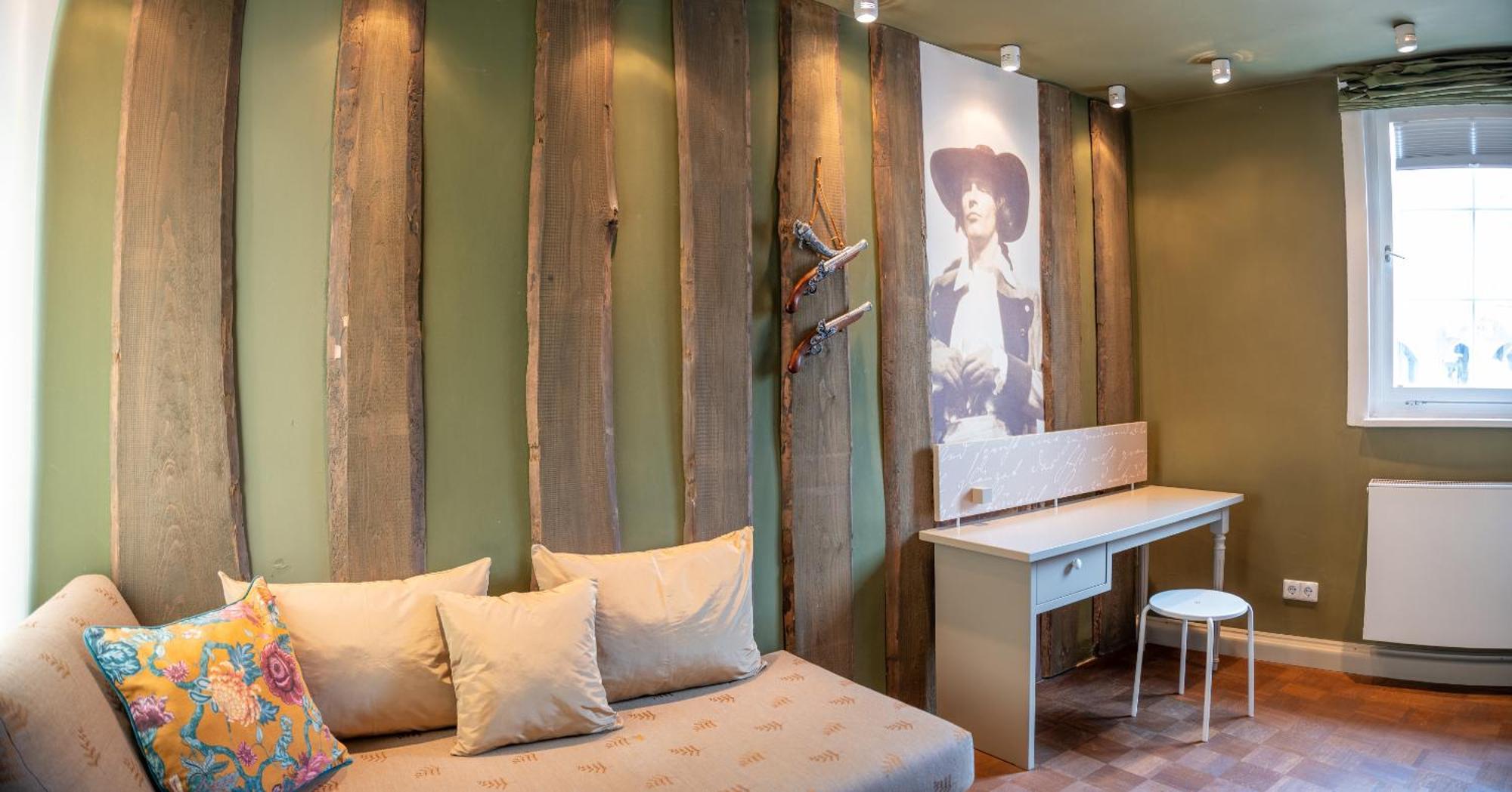 Friedrich Von Schiller Hotel บีทิกไฮม์-บิสซิงเงน ภายนอก รูปภาพ